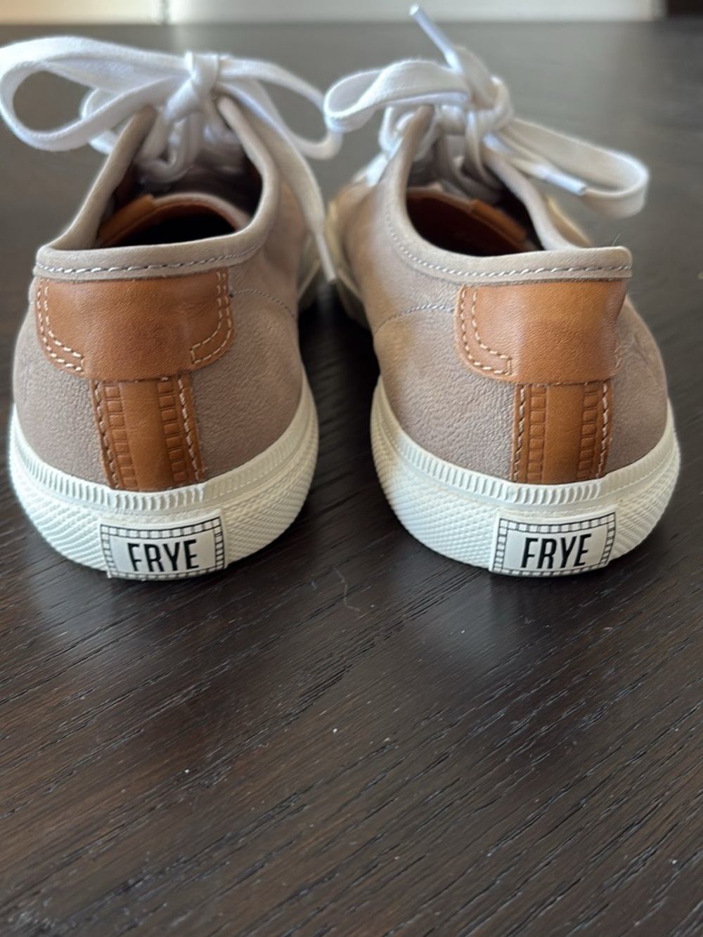 Frye Gia Leather Lace-Up Sneakers in Taupe 6M - Picture 4 of 8